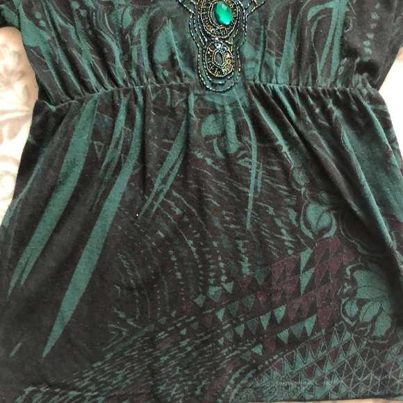 Top - Picture 3 of 3